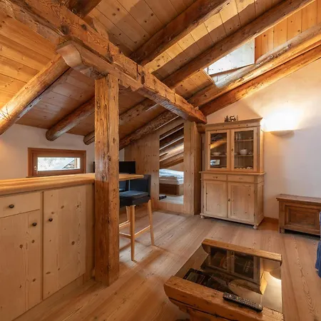 Il Covo, Grazioso Bilocale Mansardato A Cortina Apartment *
